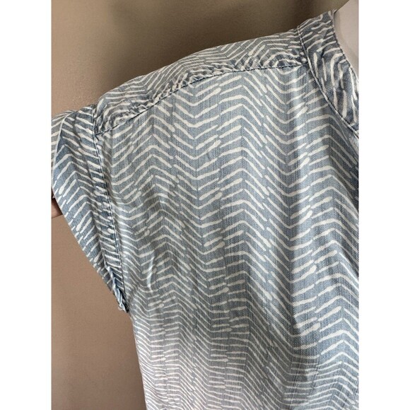 Vineyard Vines Printed Chambray Margo Dress in Chevron Jake Blue - Size 8 - Picture 2 of 6